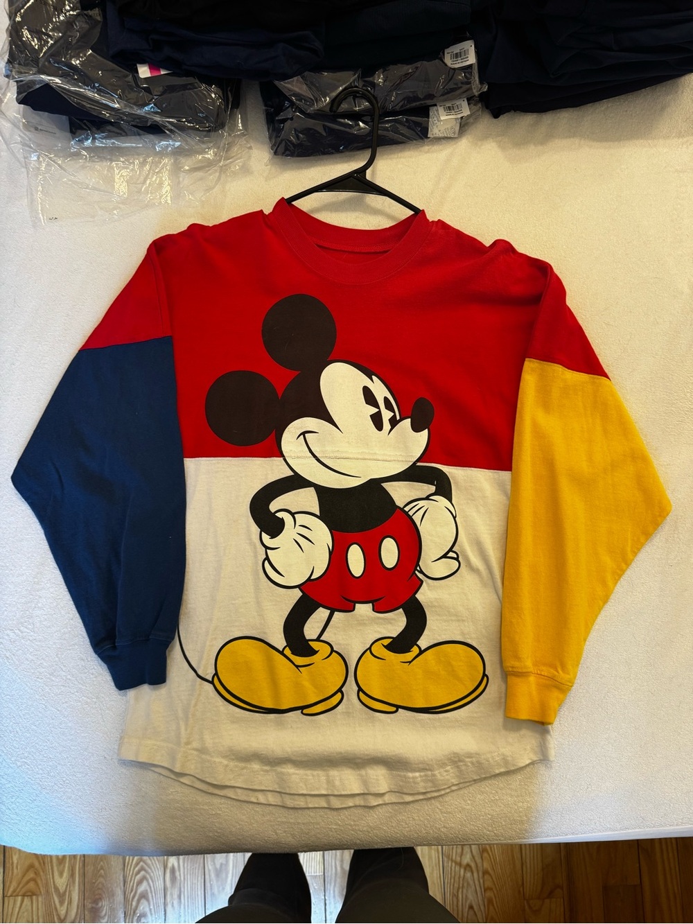 Disney Mickey Mouse Spirit Jersey. Men’s XS